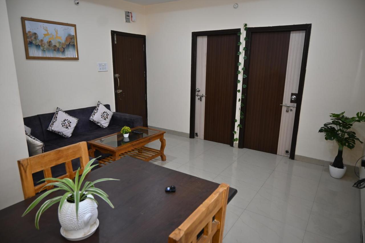 Staeg Heart Of City 2Bhk - 201 Indore Buitenkant foto