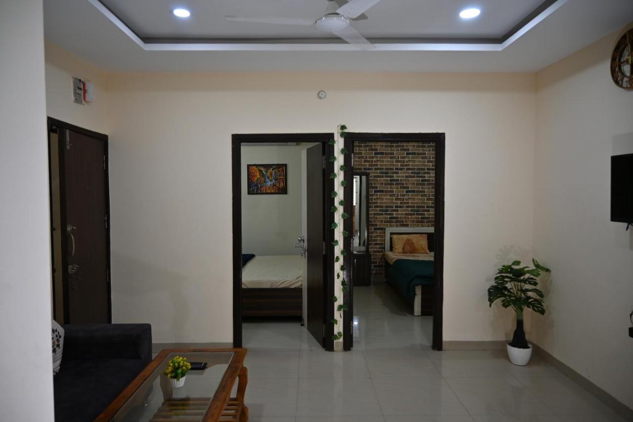 Staeg Heart Of City 2Bhk - 201 Indore Buitenkant foto