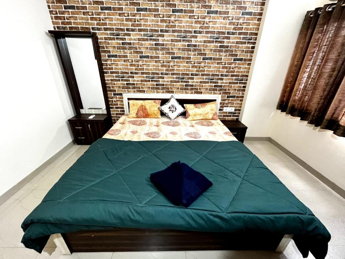 Staeg Heart Of City 2Bhk - 201 Indore Buitenkant foto